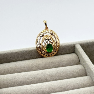 Pandantiv placat aur elegant