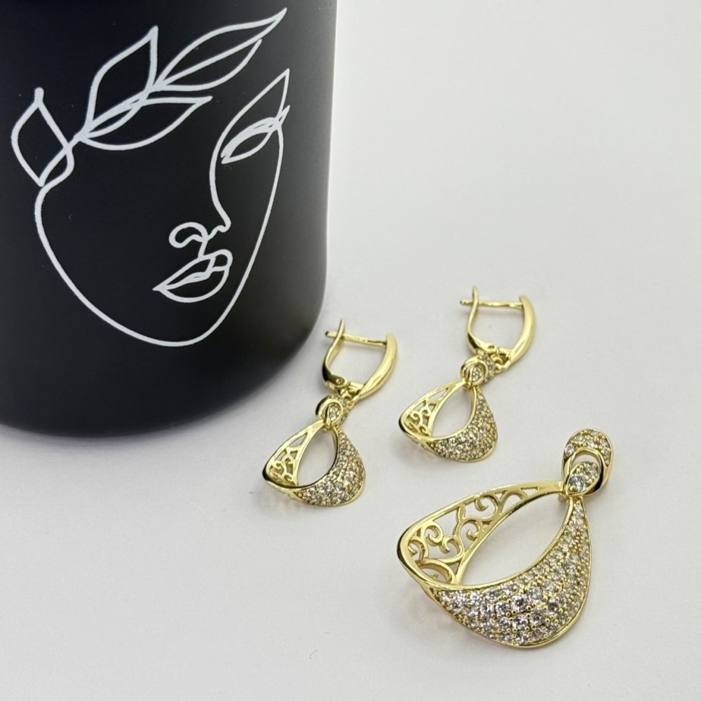 Pandantiv placat aur elegant Pandantiv placat aur elegant