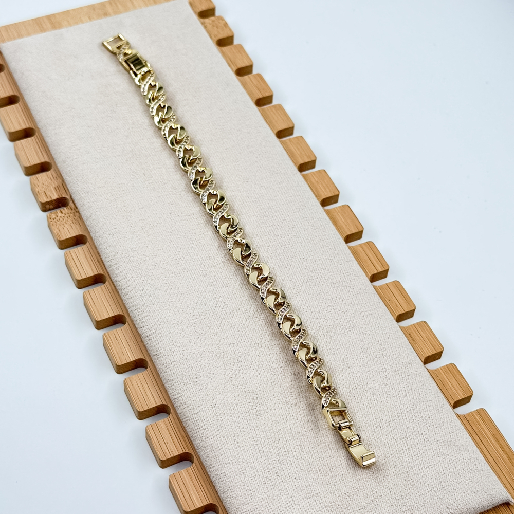 Bratara placata aur 18k detalii delicate din cristale Bratara placata aur 18k detalii delicate din cristale