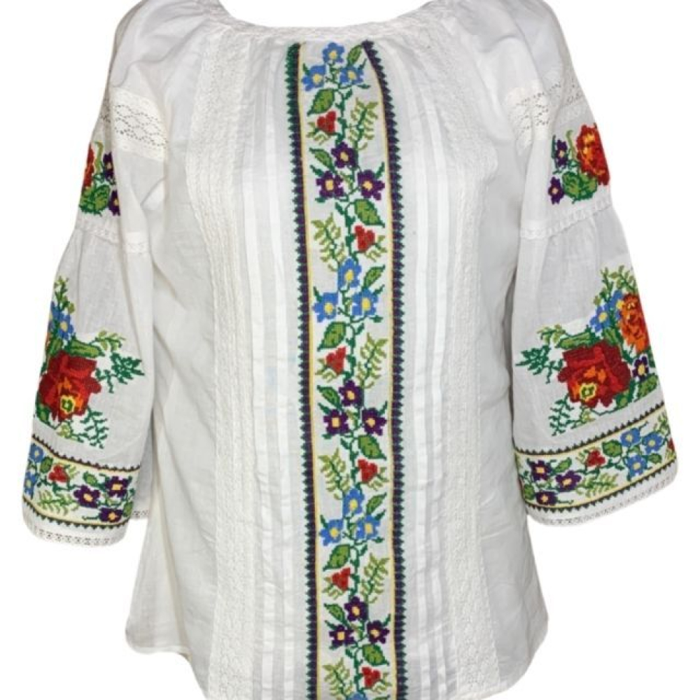 Ie traditionala bumbac cu flori colorate si dantela