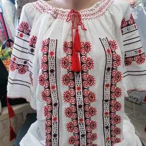 Ie traditionala panza topita Romania