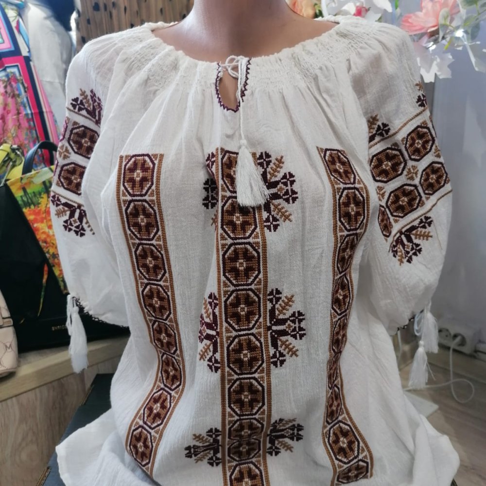 Ie traditionala panza topita Romania