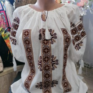 Ie traditionala panza topita Romania