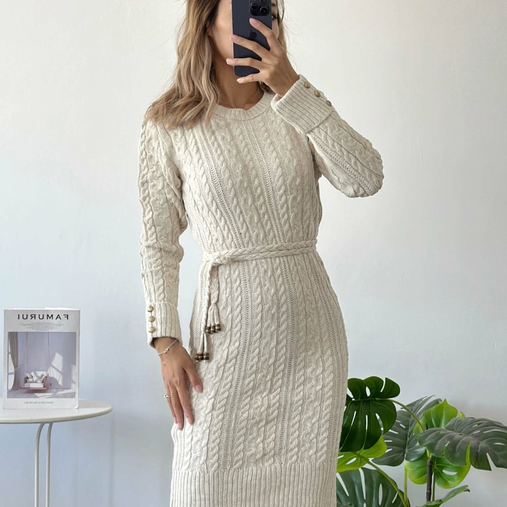 Rochie tricotata cu cordon Rochie tricotata cu cordon